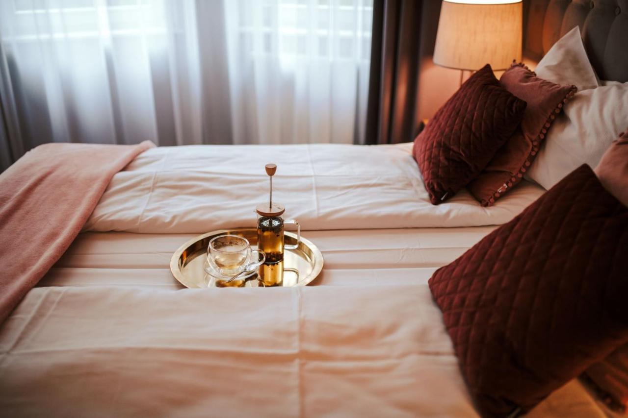 Hotel Debowy Biowellness & Spa Gory Sowie Белява Экстерьер фото
