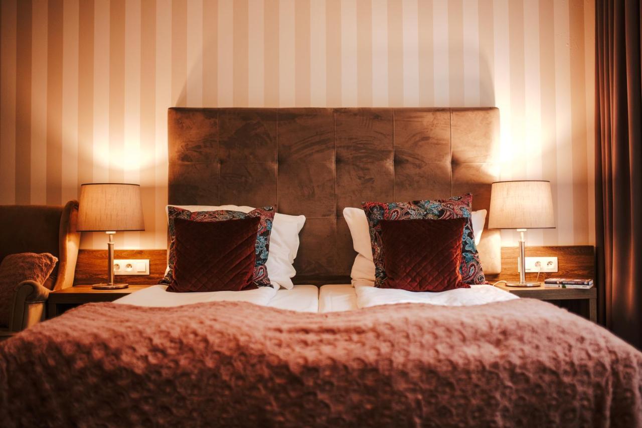 Hotel Debowy Biowellness & Spa Gory Sowie Белява Экстерьер фото